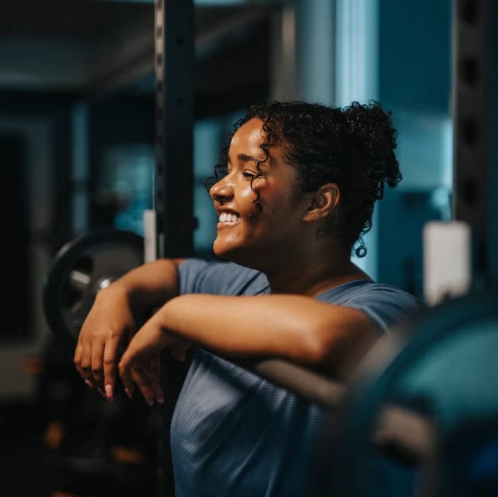 girl lifting weights